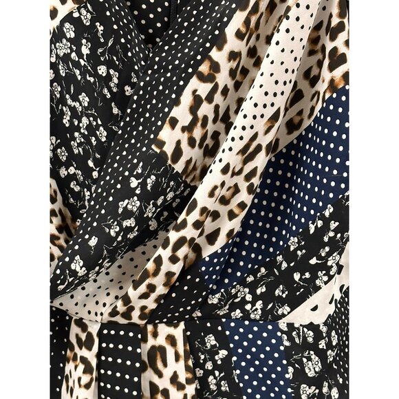 ✌️ 2/$40 ✌️New Cabi Adjustable Straps, Multi Patterned, Tank with Drawn in Waist - Picture 2 of 6